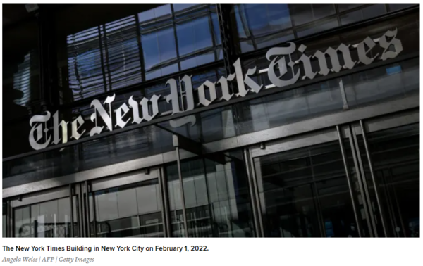 뉴욕타임스(NYT)는 27일(현지시간) 뉴욕 남부 지방법원에 제출한 소장에서 MS와 오픈AI가 수십억 달러 규모의 법적 및 실질적 손해를 끼친 책임을 묻겠다고 밝혔다. : CNBC 기사 본문 캡처